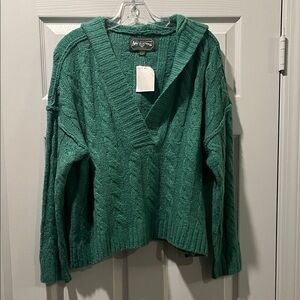 Cozy Green Cable Knit Sweater